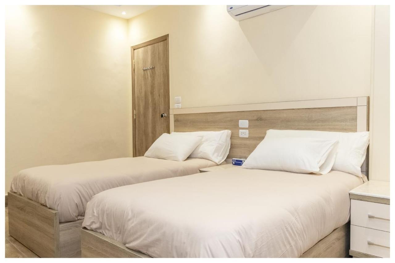 Hassan Pyramids Hotel Kafrat al Jabal Exterior photo